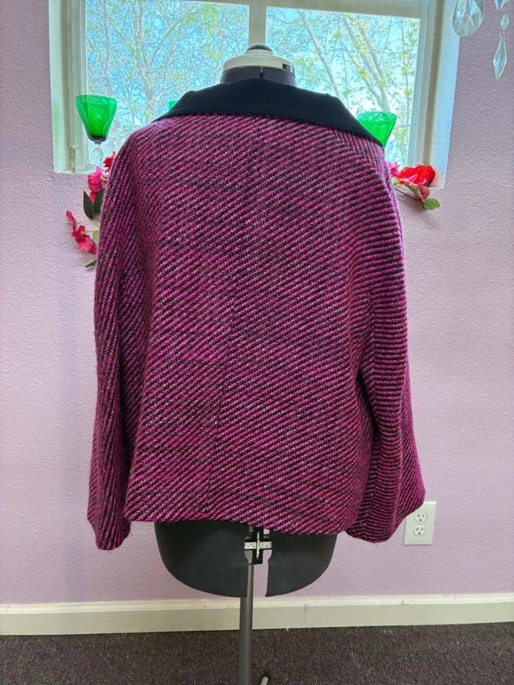 Escada Pink and Black Diagonal‎ Wool blazer- size 42